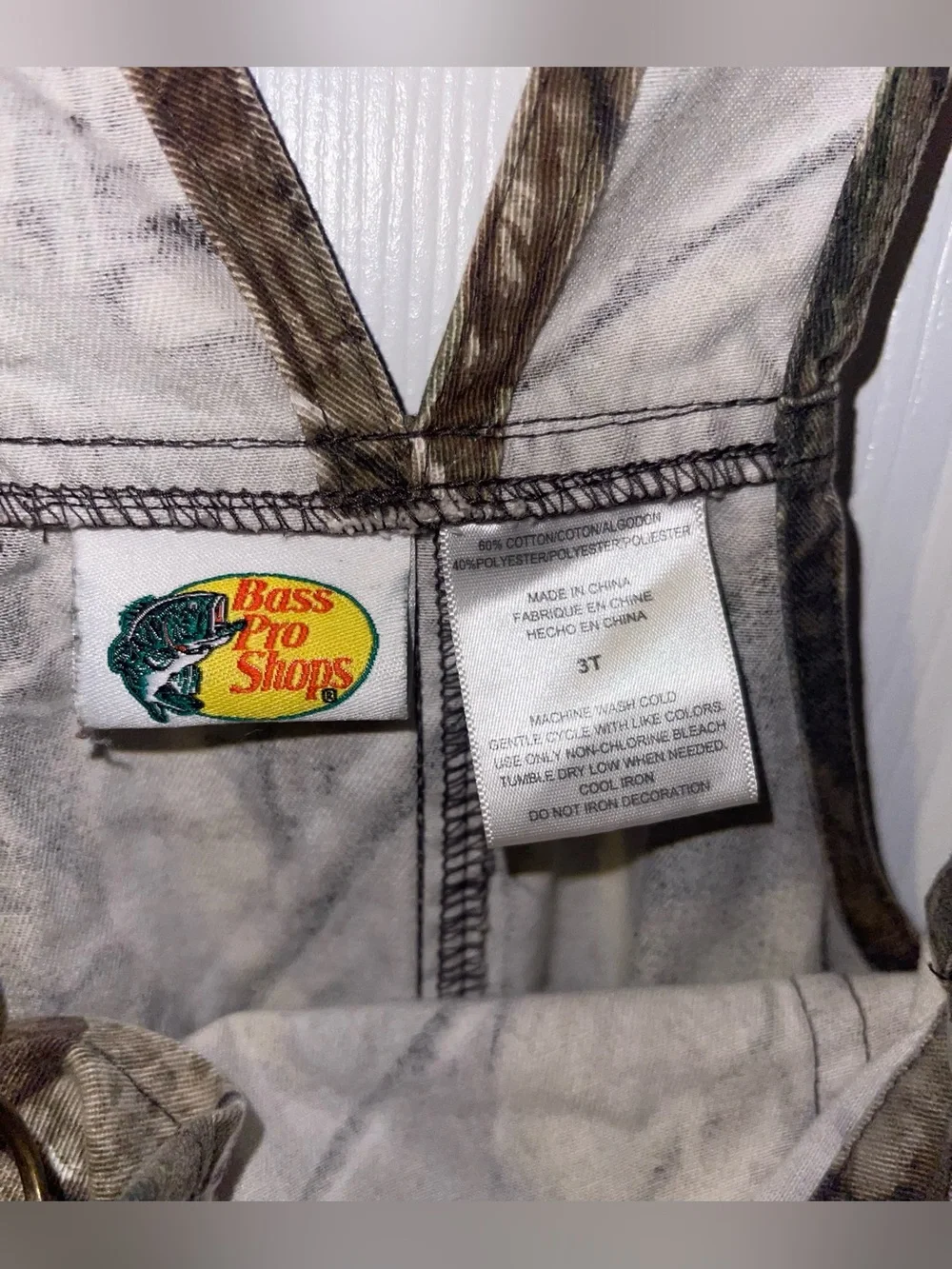 Bass Pro Shops boys 3T Real Tree camouflage overalls